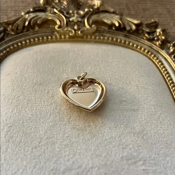 Chanel Gold Heart Pendant - Picture 2 of 3